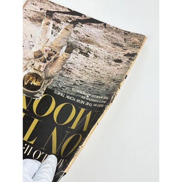 Vtg Pair of Magazines Life Off To The Moon July 1969 Look Apollo 11 On The Moon - Picture 5 of 10